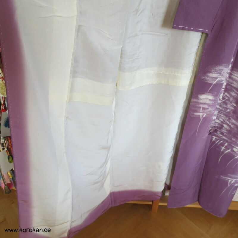 abstrakte Bäume weiß auf mauve Tsukesage Kimono
