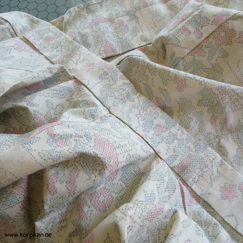 heller Blumen Kasuri Tsumugi Hitoe Kimono