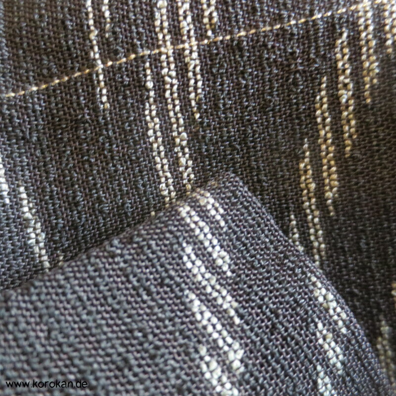 Tsunami Wellen und Vögel in schwarzbraunem Sha Organza Hitoe Kimono