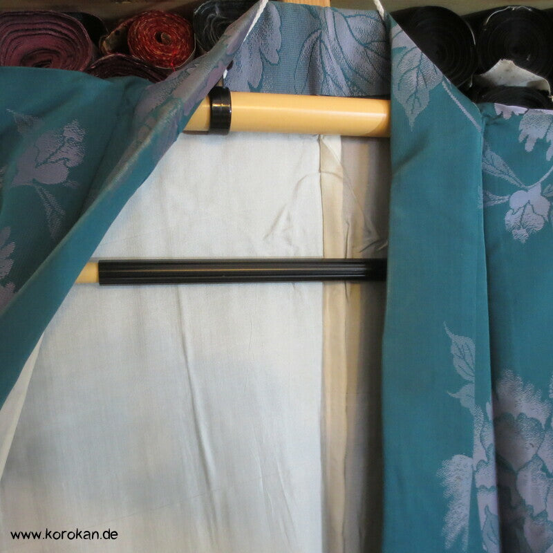 flieder Päonien auf türkis Komon Jacquard Kimono