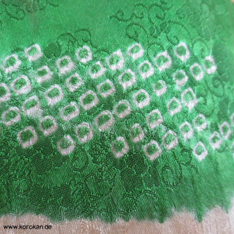Riesen Noshi aus Shibori mit Stickereiblüten aus Seidendamast Furisode Kimono