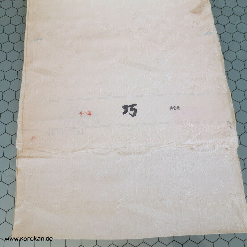 Kakeshita / Shiromuku Seiden Tanmono für Hochzeitskimono