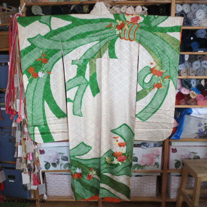 Riesen Noshi aus Shibori mit Stickereiblüten aus Seidendamast Furisode Kimono