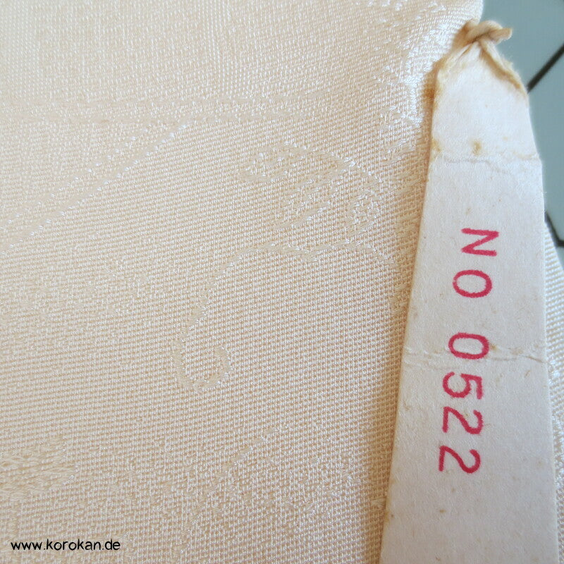 Kakeshita / Shiromuku Seiden Tanmono für Hochzeitskimono