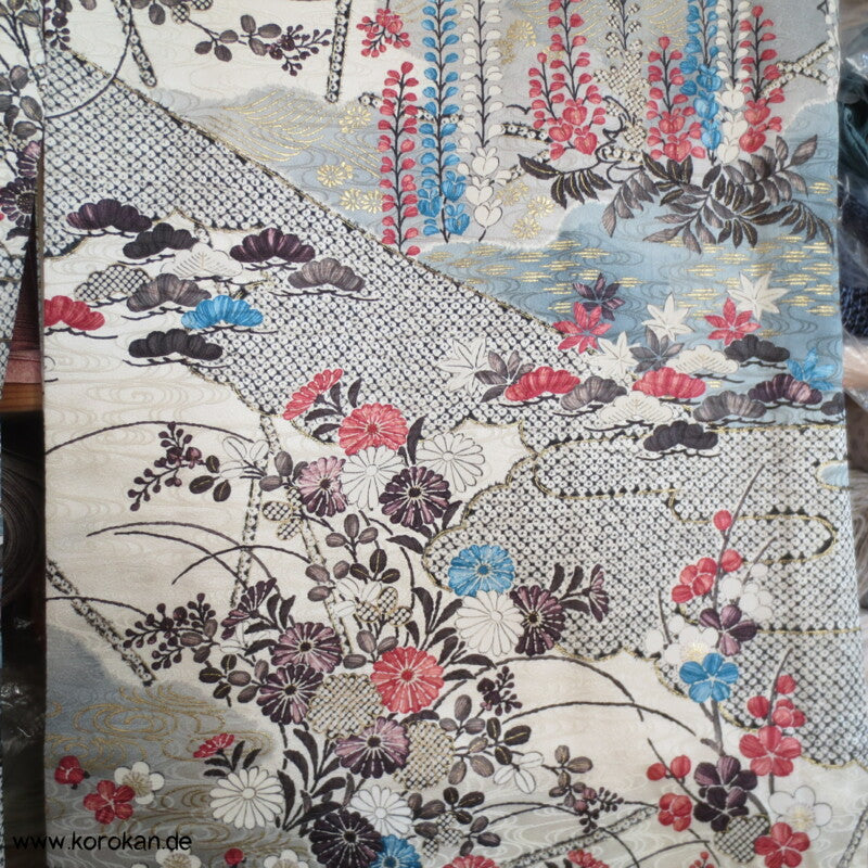 Golddruck, Wisteria Kimono