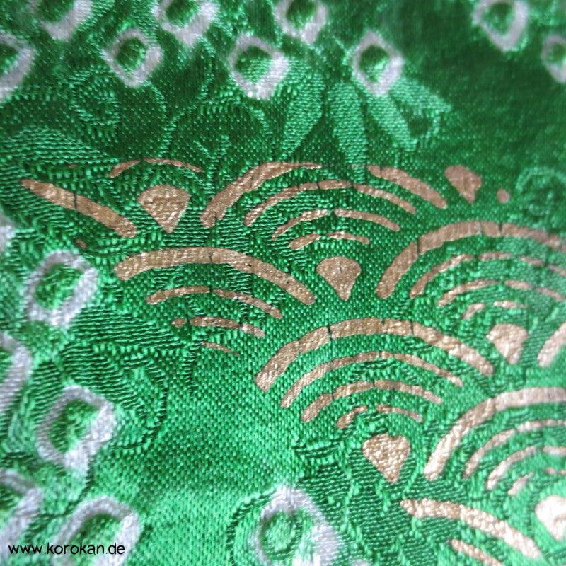 Riesen Noshi aus Shibori mit Stickereiblüten aus Seidendamast Furisode Kimono