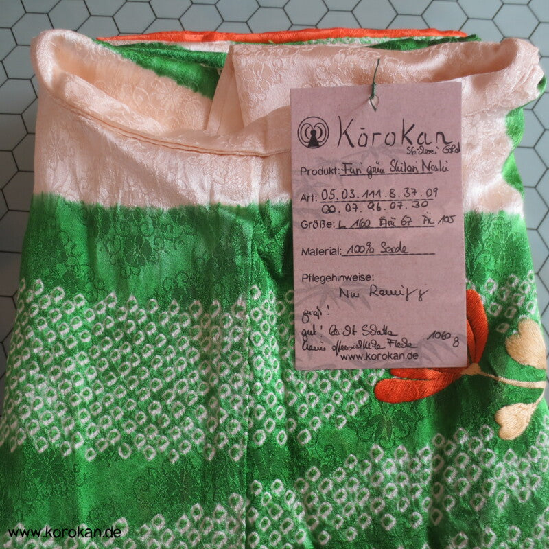 Riesen Noshi aus Shibori mit Stickereiblüten aus Seidendamast Furisode Kimono