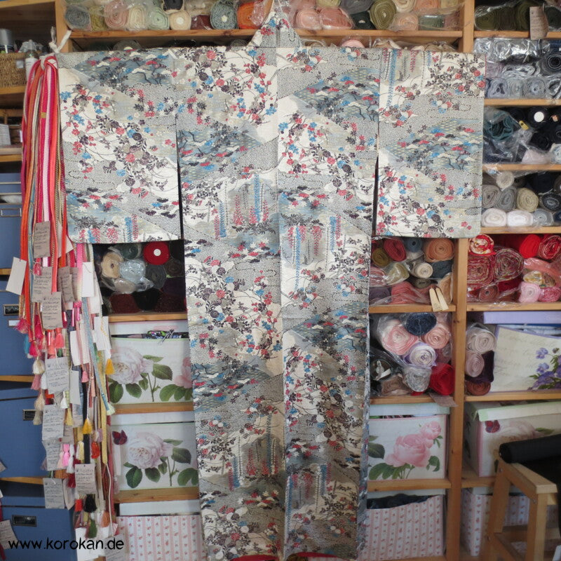 Golddruck, Wisteria Kimono