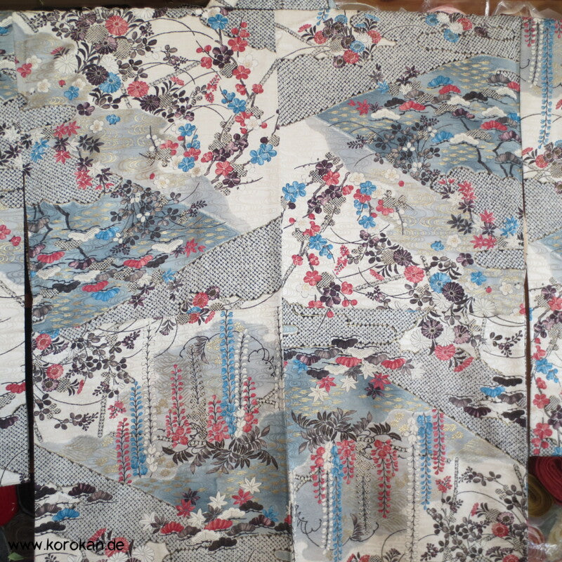 Golddruck, Wisteria Kimono