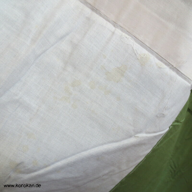 Fächer auf dunkelgrün Kasuri Tsumugi Kimono