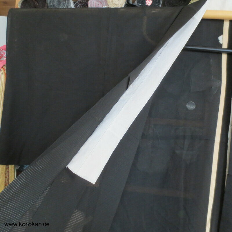 springender Koi antiker Tomesode Kimono aus Rho Seide