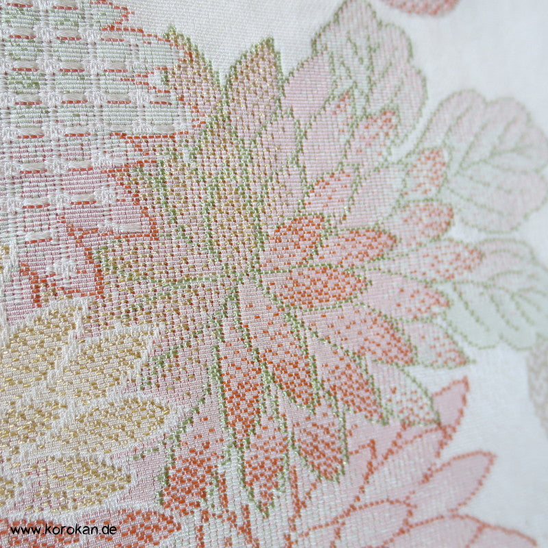 Fächer Seidenjacqard, Lurex - und Urushi, pastellfarben