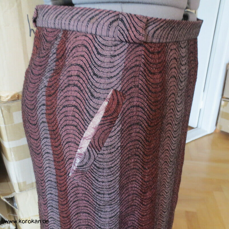 Bleistiftrock mit Diorfalte und Leistentaschen aus aufgetrenntem Kimono Wollmaterial, Gr. M, Unikat