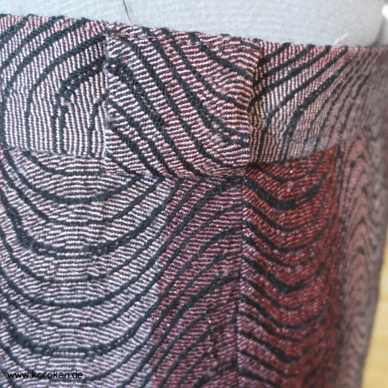 Bleistiftrock mit Diorfalte und Leistentaschen aus aufgetrenntem Kimono Wollmaterial, Gr. M, Unikat