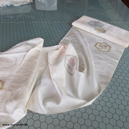 Kikko Seidenjacqard, Lurex - und Urushi, pastellfarben