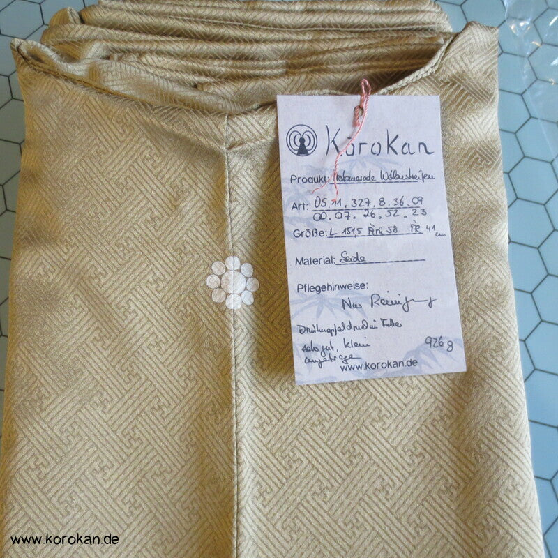 Wellenstreifen Yamato Irotomesode Seidendamast Kimono, messing