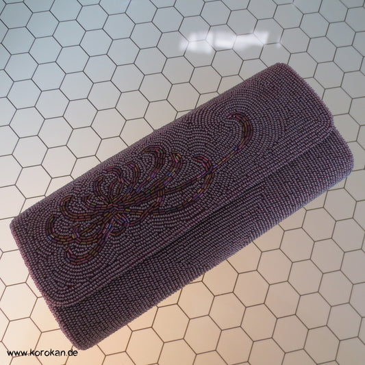 japanische lilaschillernde perlenbestickte Rangiku Clutch Abend Tasche