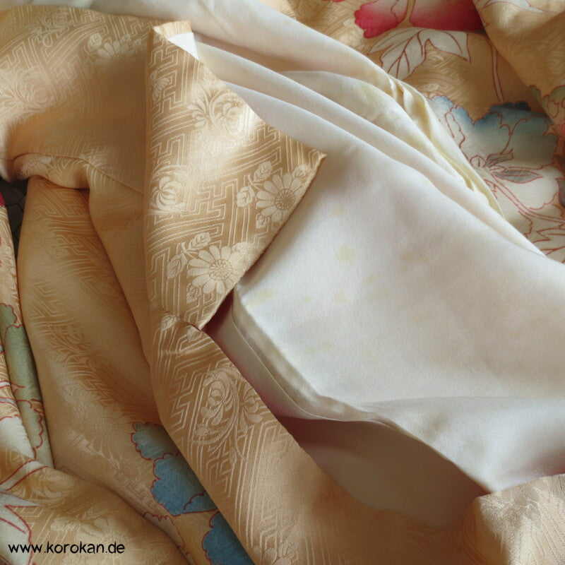 große Päonien, teilbestickter Furisode Seidendamast Kimono