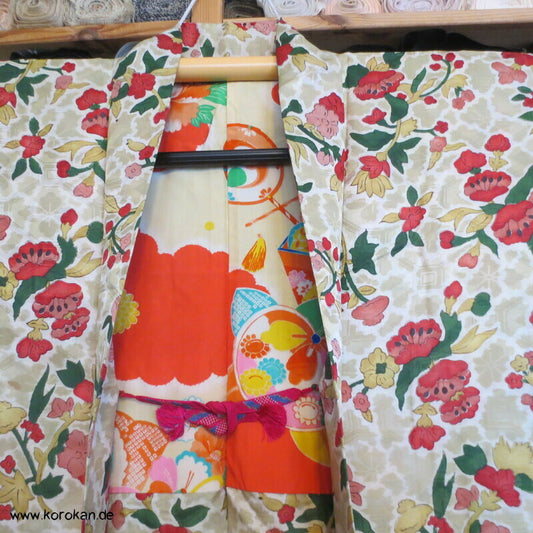 feine leichte 1950'er Kamelien Seidendamast Haori Kimono Jacke