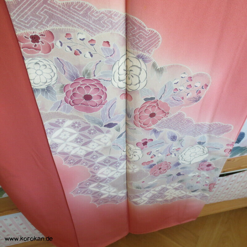 Tsukesage Kimono altrosa Seidencrepe mit Kamelien