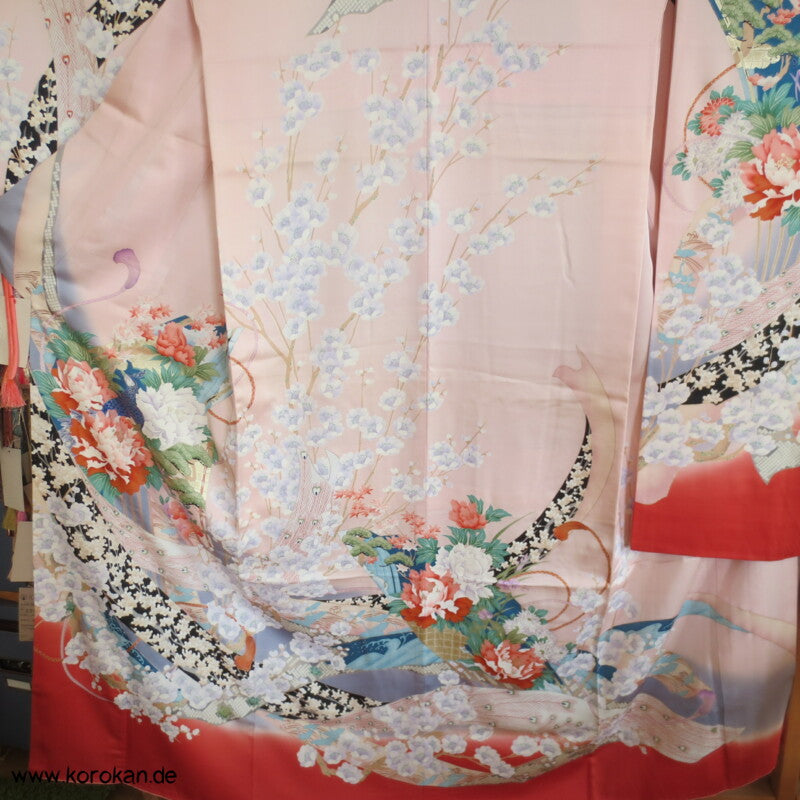 Noshi Muster mit Pfau / Federn Furisode Seiden Crepe Satin Kimono