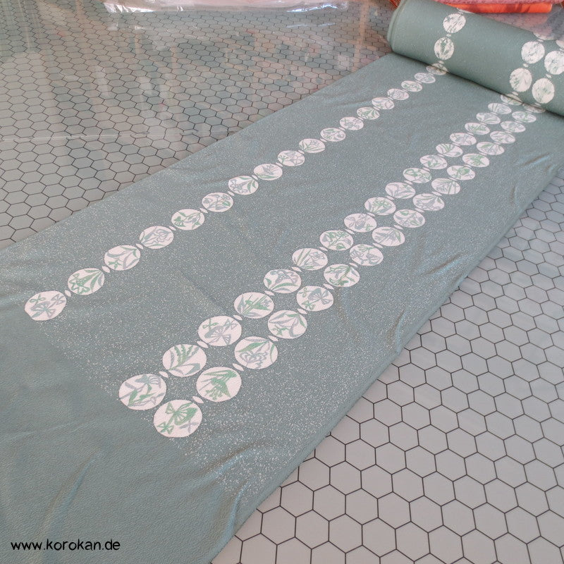 Araihari Kimono Seidencrepe - Mon Streifen - seladon