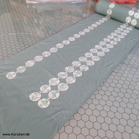 Araihari Kimono Seidencrepe - Mon Streifen - seladon