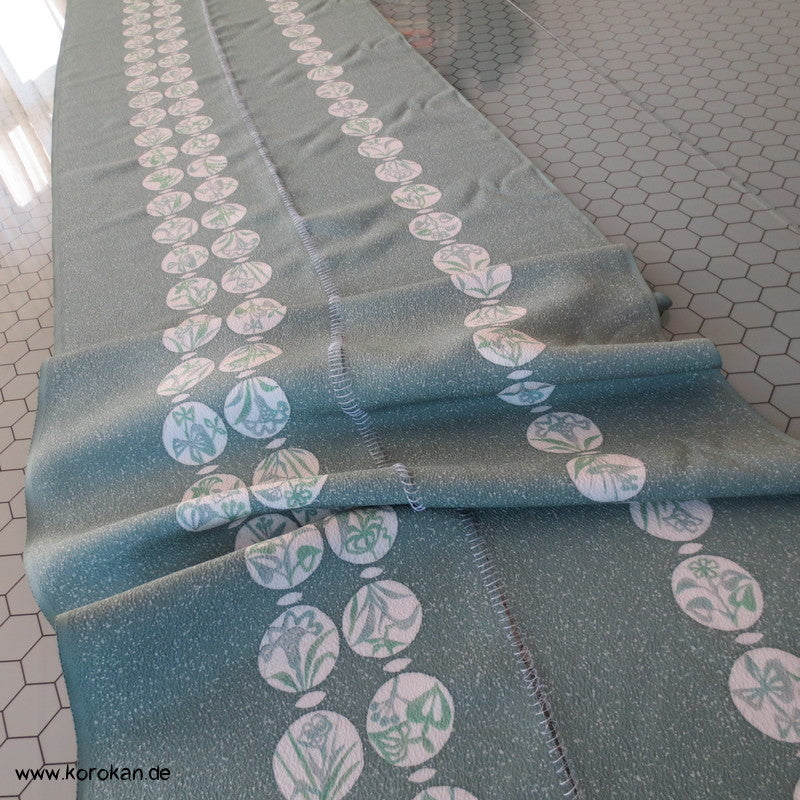 Araihari Kimono Seidencrepe - Mon Streifen - seladon