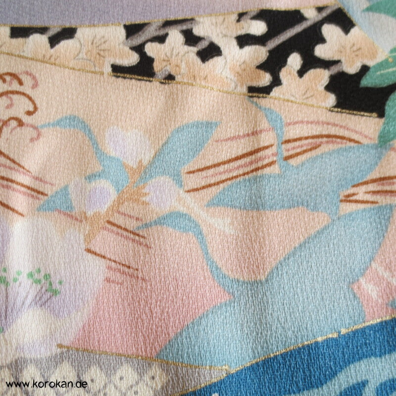Noshi Muster mit Pfau / Federn Furisode Seiden Crepe Satin Kimono