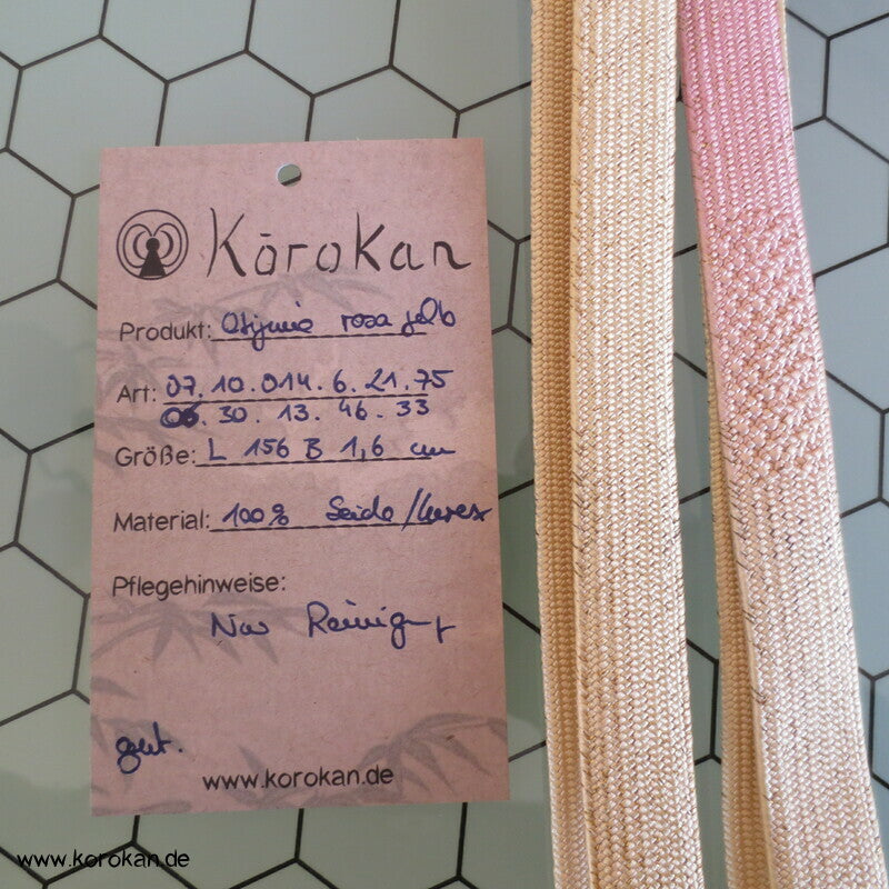 hellgelb mit rosa Verlauf Obijime, Seide / Lurex,