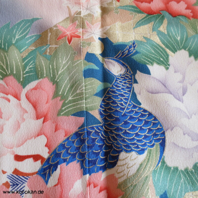 Noshi Muster mit Pfau / Federn Furisode Seiden Crepe Satin Kimono