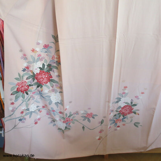 Tsukesage Kimono Seidencrepe Hydrangea / Azaleen Yuzen gemalt