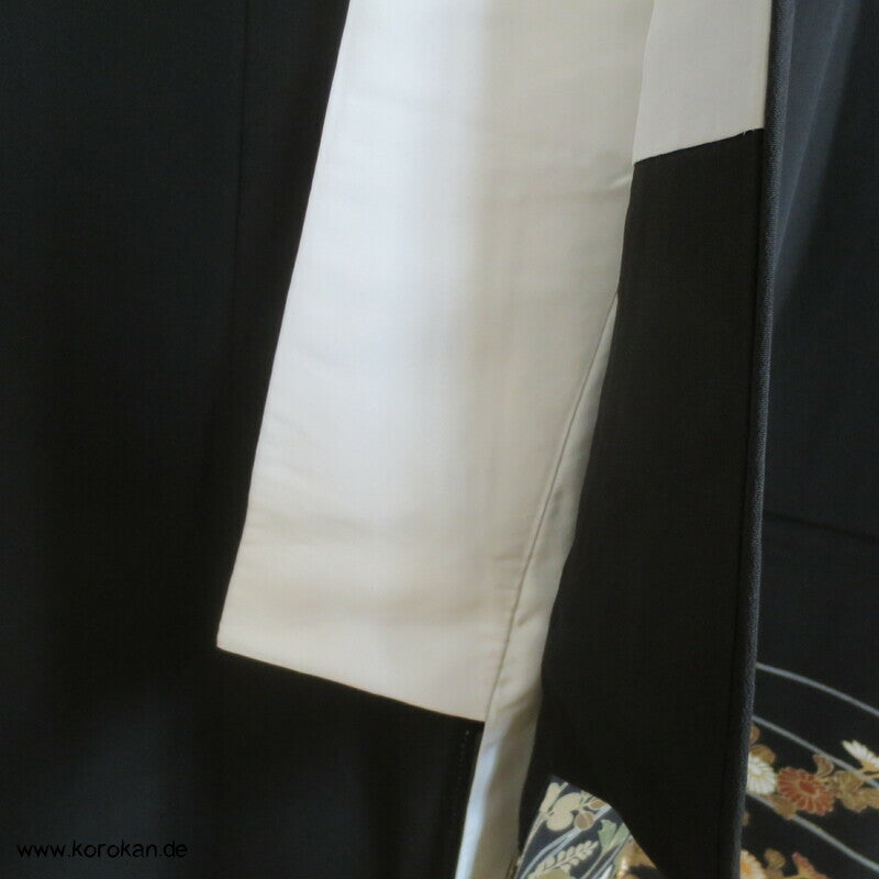 herbstlicher Chrysanthemenbusch Tomesode Kimono