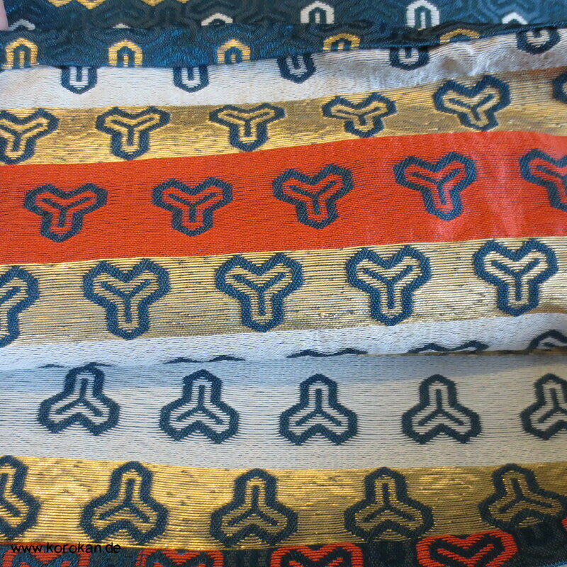 kleines Shokko Tripod Brokat Hakama - Umanori Hosen-Typ