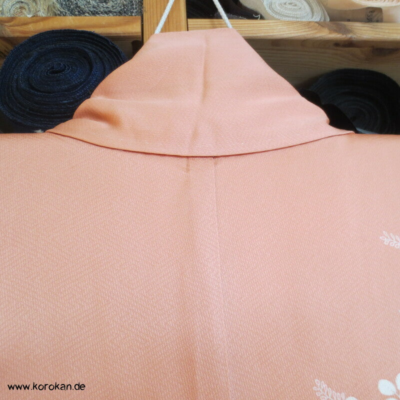 apricot mit Blüten klassischer Homongi Kimono