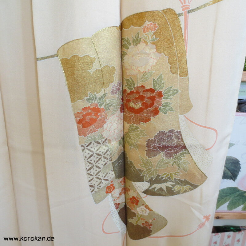 Kimono Noren Vorhang Homongi Seidencrepesatin Kimono, teilbestickt