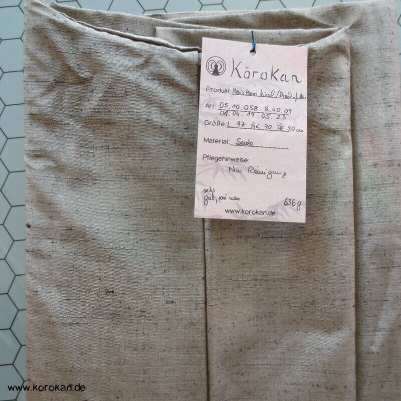 helle Haori Kimono Tsumugi Seiden Jacke, handgemaltes Drachenfutter