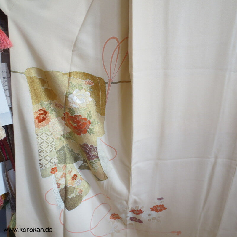 Kimono Noren Vorhang Homongi Seidencrepesatin Kimono, teilbestickt