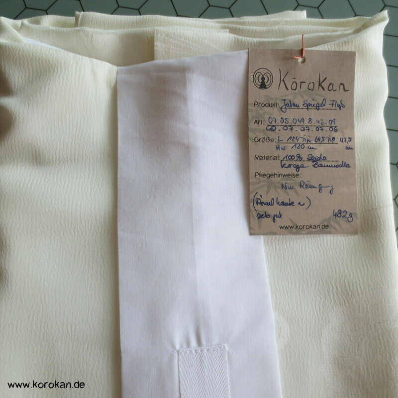 Spiegel im Fluss Rinzu Damast Seide Juban Unterkimono