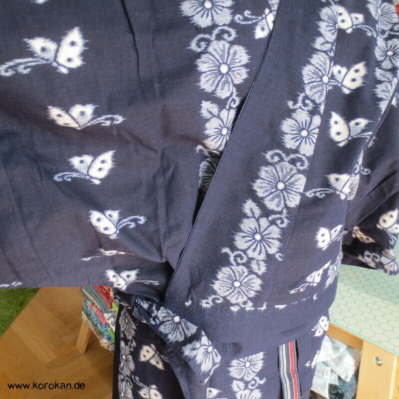 Baumwoll Kasuri zweiteiliger Kimono, Dochugi + Wickelrock
