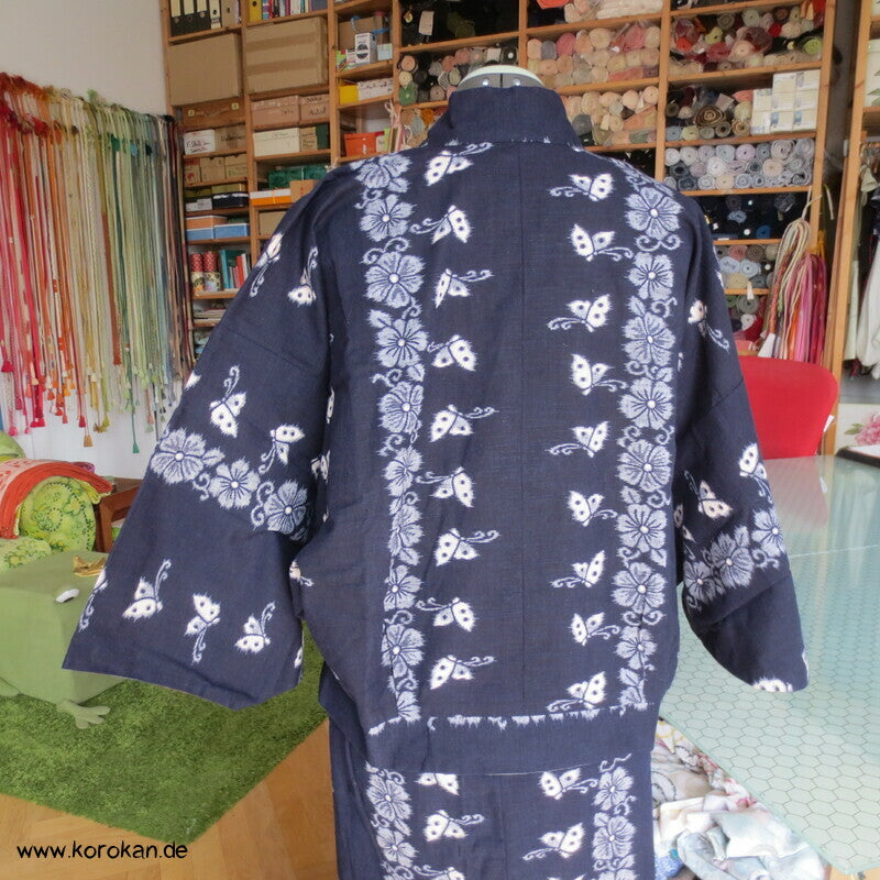 Baumwoll Kasuri zweiteiliger Kimono, Dochugi + Wickelrock
