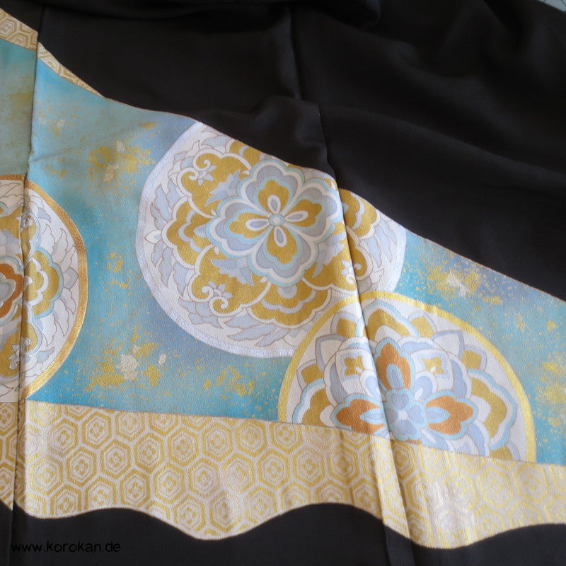 Tomesode Goldstickerei Kreise Seiden Karieba Kimono