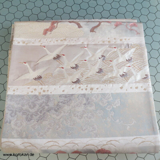 Kraniche, Bäume, Blätter Musterstreifen Fukuro Obi Seidenbrokat Kimonogürtel