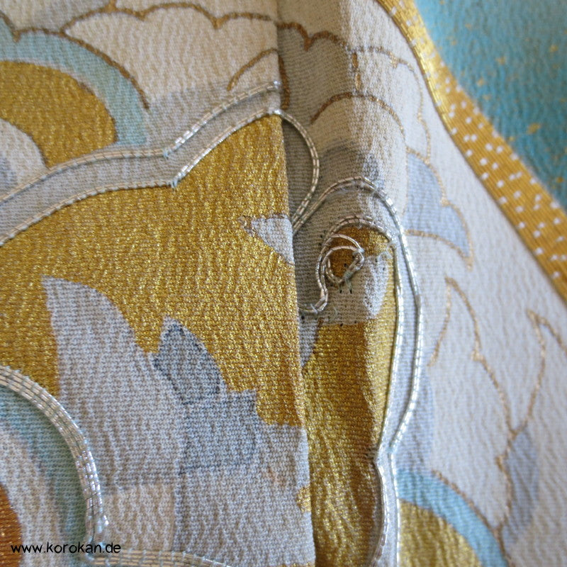 Tomesode Goldstickerei Kreise Seiden Karieba Kimono