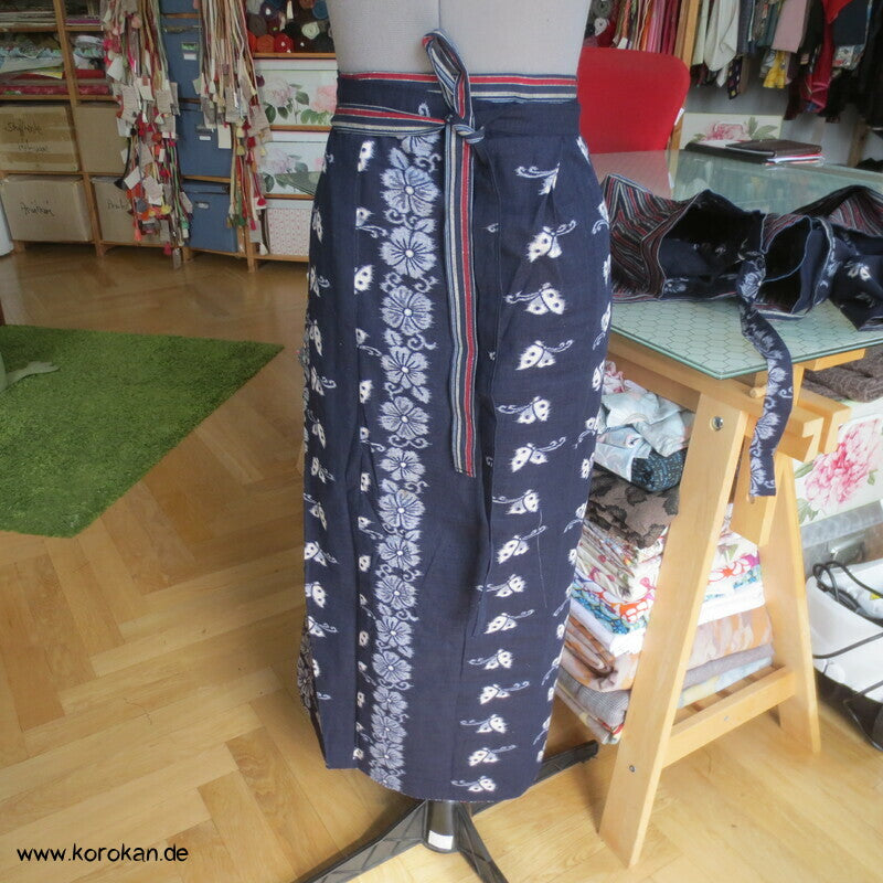 Baumwoll Kasuri zweiteiliger Kimono, Dochugi + Wickelrock