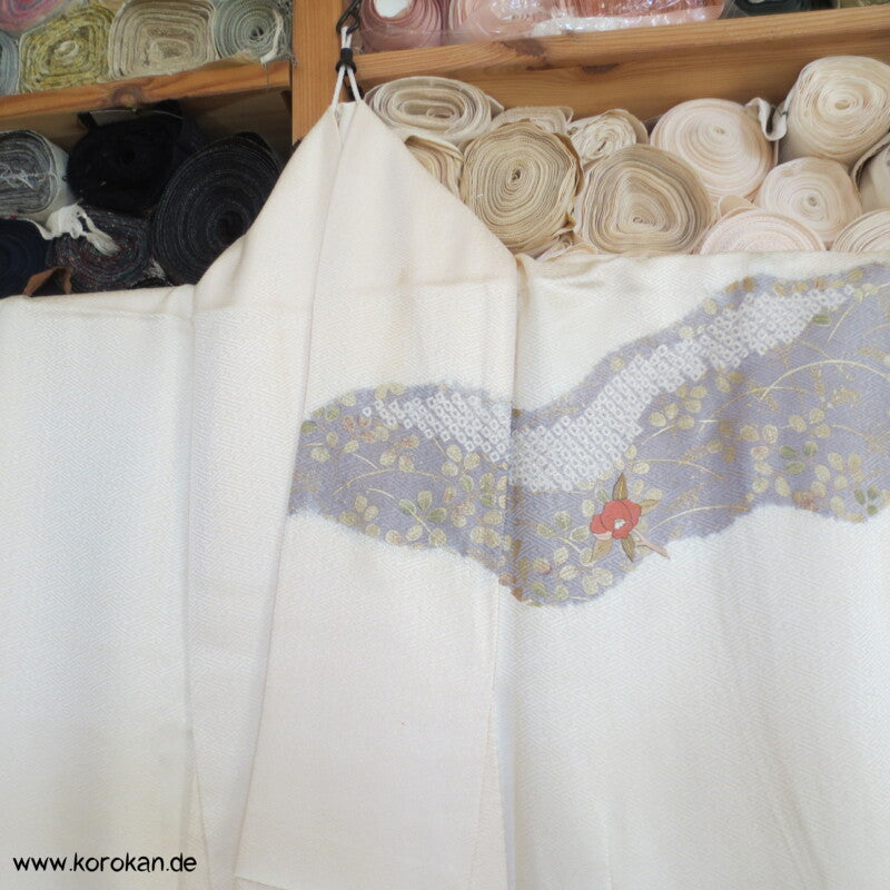 Homongi Milchstraße, teilbestickter Sayagata Seidendamast Kimono