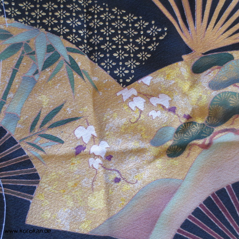 Tomesode treibende Fächer auf Fluss Stickerei Seiden Kimono Karieba