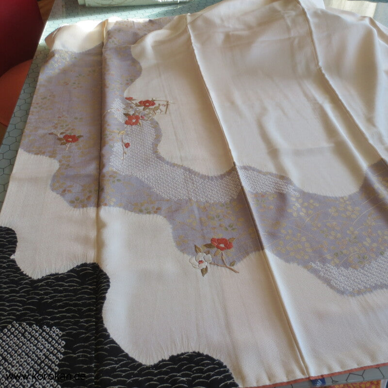 Homongi Milchstraße, teilbestickter Sayagata Seidendamast Kimono
