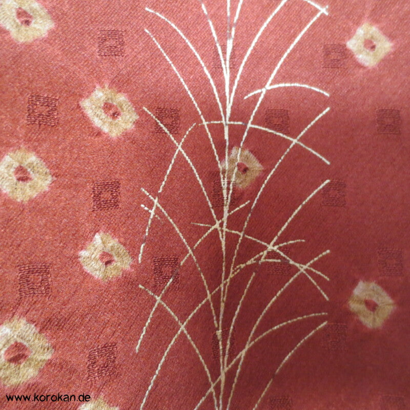 Shibori, Golddruck und Stickerei Homongi Karieba