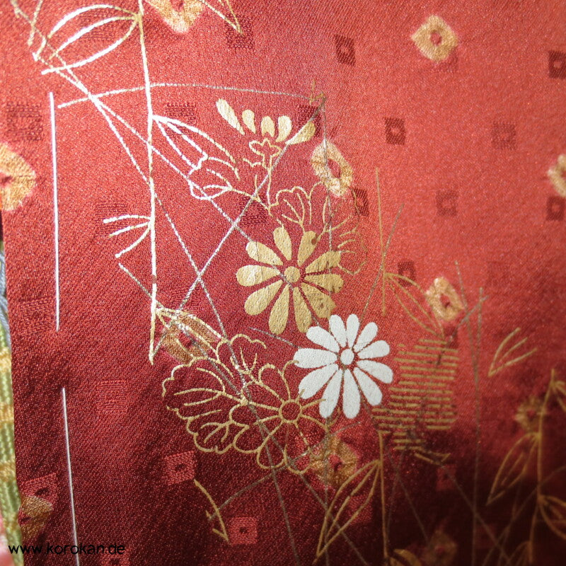 Shibori, Golddruck und Stickerei Homongi Karieba